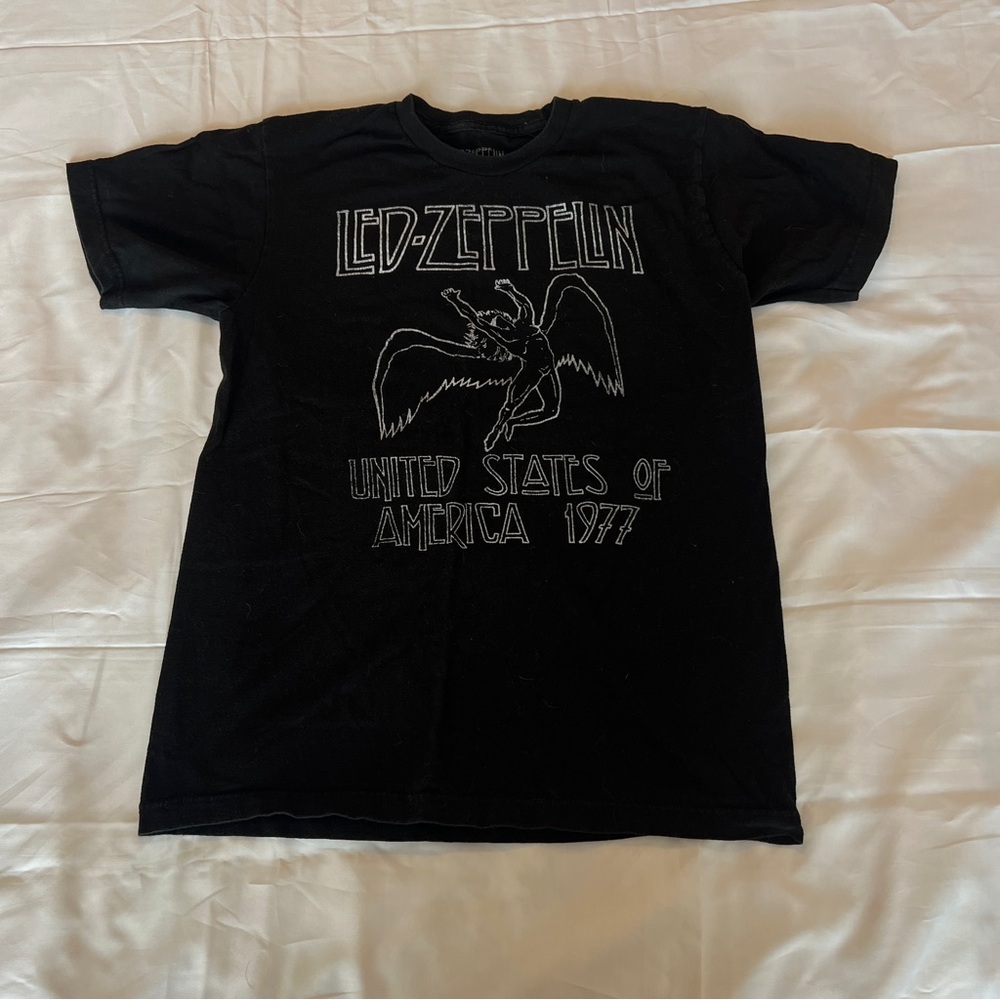Led Zeppelin size medium t-shirt